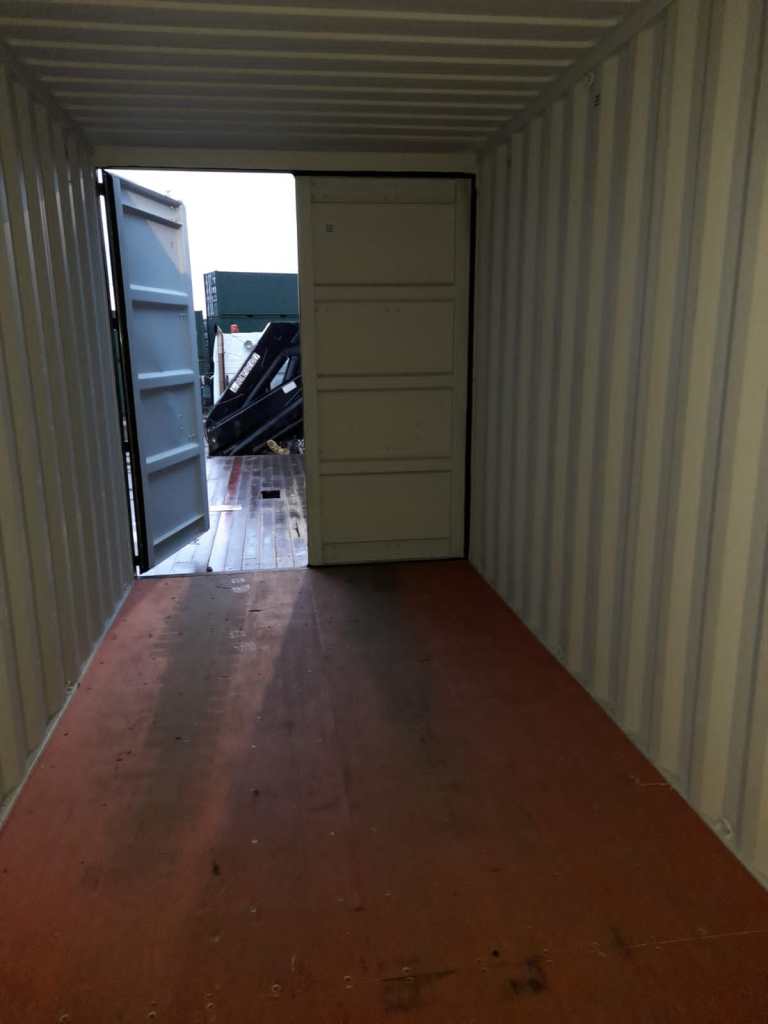 Hi cube shipping container